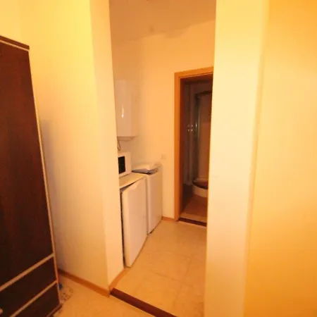 Menada Diamond Bay * ساني بيتش