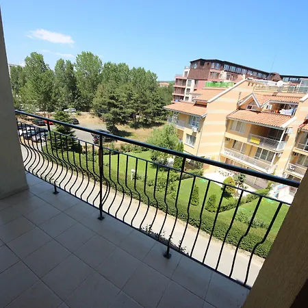 Menada Diamond Bay شقة