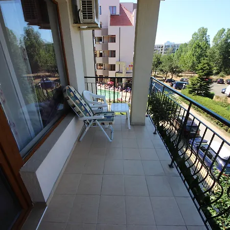 Menada Diamond Bay ساني بيتش